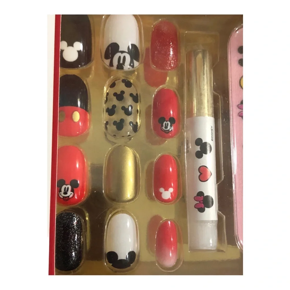 The Creme Shop Disney’s Mickey Mouse 28piece‎ press on nails manicure set
